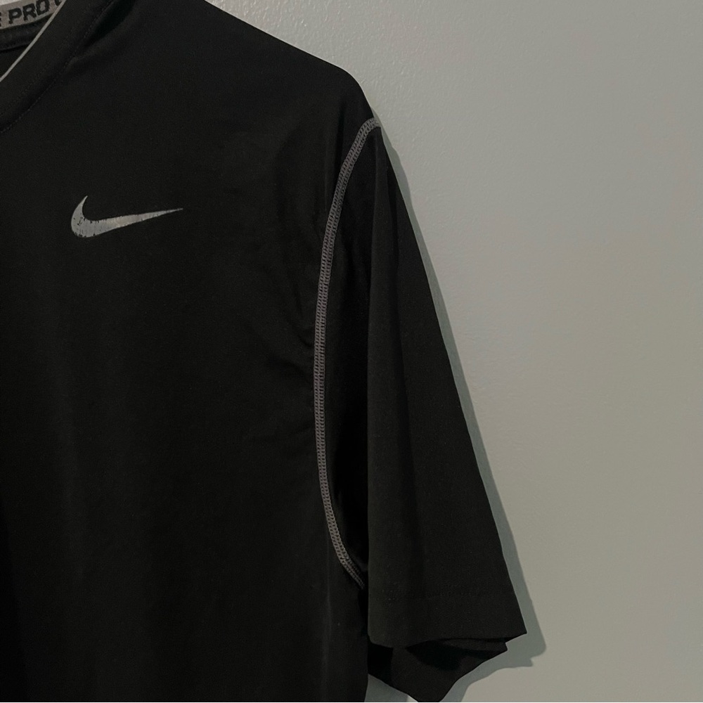 Nike Black Dri-FIT T-Shirt | Men’s Size L - Picture 2 of 16